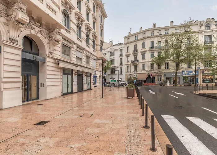 Daire Place De Gaulle - Welkeys Antibes